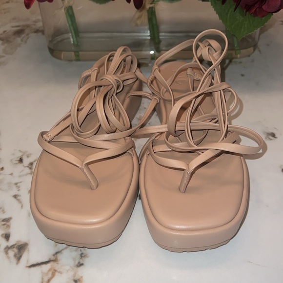 NEW I.N.C. International Concepts Women’s Rexile Lace Up Flat Sandal size 9M - Picture 4 of 6